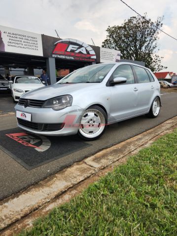 POLO VIVO 1.4 TREND