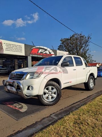 HILUX 2.5 D4D 4X4 LEGEND 40 D/C